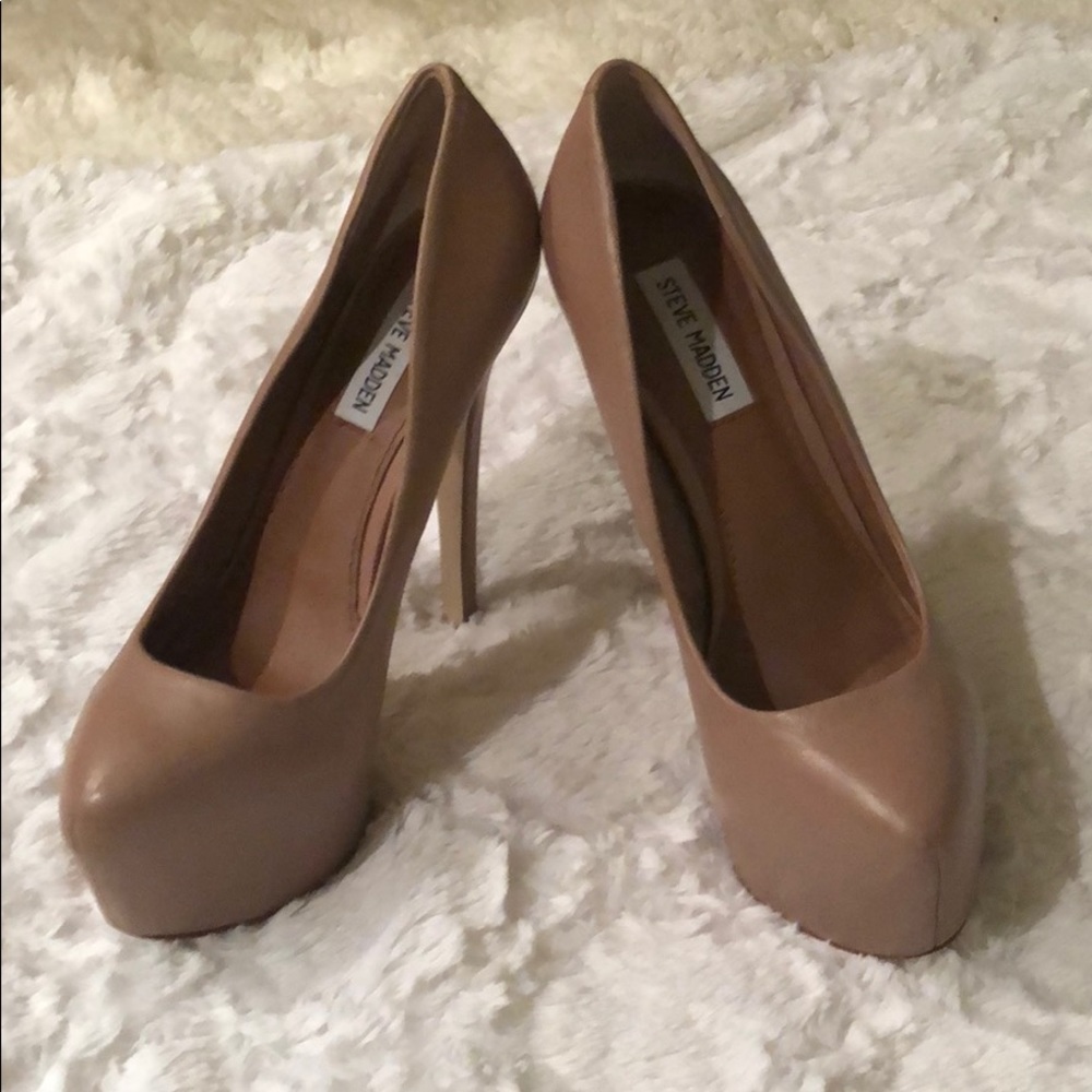 Steve Madden High Heel